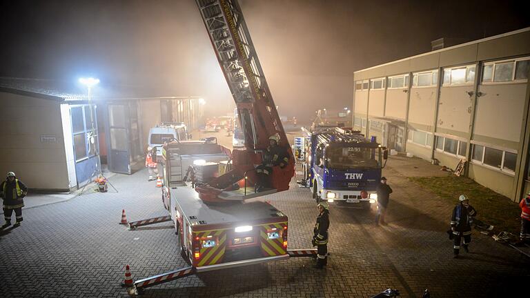 Seit dem Auszug der Feuerwehr aus der alten Feuerwache in Marktheidenfeld wurde diese eifrig als Übungsobjekt genutzt - von Polizei, THW, Rotem Kreuz und Feuerwehren. Nun steht der Abriss des Altbaus an.
