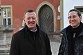 Bürgermeister Peter Juks und Redakteurin Claudia Schuhmann.
