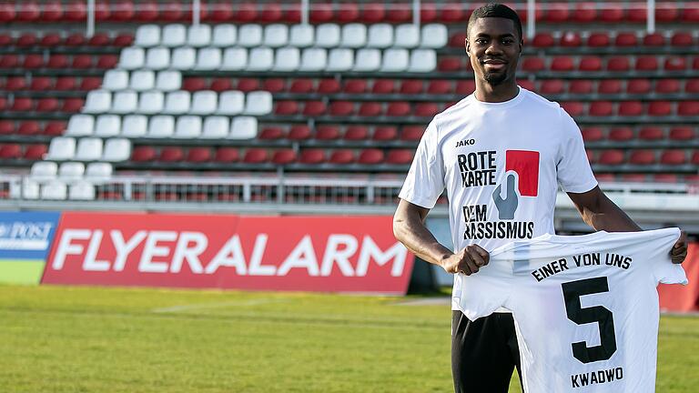 Leroy Kwadwo von den Würzburger Kickers berichtet im Podcast 'Freilich Würzburg' von seinen Erfahrungen mit Rassismus.