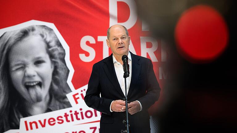 Klausurtagung DGB-Bundesvorstand       -  Der traditionelle Besuch beim DGB ist für den Kanzler schon etwas wie ein Heimspiel.