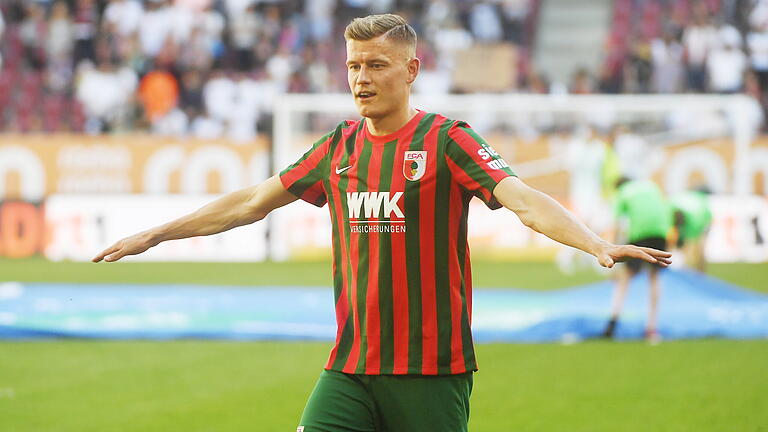 FCA.jpeg - Alfred Finnbogason wird am Sonntag offiziell vom FC Augsburg verabschiedet. Die Fans wird es freuen. FCA.jpeg - Alfred Finnbogason wird am Sonntag offiziell vom FC Augsburg verabschiedet. Die Fans wird es freuen.