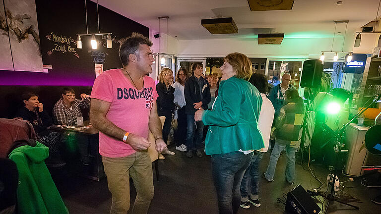 Zurück zu den Wurzeln war das Motto beim Honky Tonk.