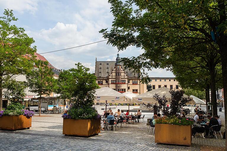 19. Juli: Die Stühle sind wieder besetzt und an ihrem angestammten Platz.