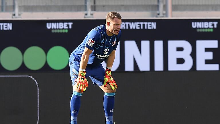 Er bleibt die Nummer eins beim 1. FC Nürnberg: Christian Mathenia stand bei der 1:2-Niederlage im Testspiel bei Union Berlin im Kasten und hat das Duell mit Christian Früchtl vorerst gewonnen.