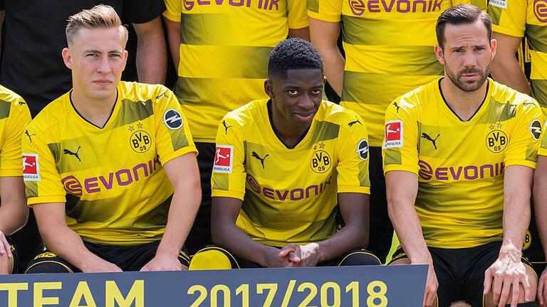 Umworben       -  Ein Transfer von Ousmane Dembélé (M.) könnte dem BVB viel Geld bringen.