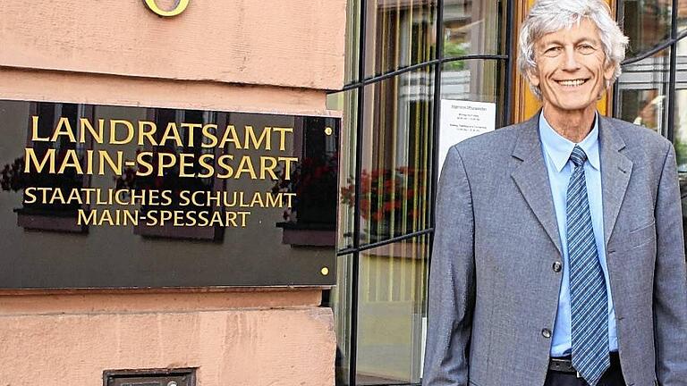 Ludger Maag, der langjährige Leiter des Staatlichen Schulamts im Landkreis Main-Spessart, wird in die Freistellungsphase der Altersteilzeit verabschiedet. 2006 war er zum Schulamtsdirektor in Karlstadt ernannt worden. Nach seinem Weggang kehrt Maag in die Nähe seiner Heimatstadt Haßfurt zurück.