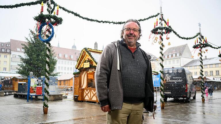 Werner Baumeister ist sich sicher, dass der Würzburger Markt eine Zukunft hat. Gerade junge Menschen würden die Regionalität der angebotenen Produkte schätzen. Werner Baumeister ist sich sicher, dass der Würzburger Markt eine Zukunft hat. Gerade junge Menschen würden die Regionalität der angebotenen Produkte schätzen.