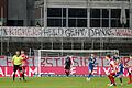 Abschiedsgruß: Die Rothosen-Anhänger dankten Ex-Kickers-Torwarttrainer Robert Wulnikowski mit einem Transparent.