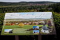 Die Panoramatafel bietet viele Informationen mit Blick auf das Maintal und die Haßberge.