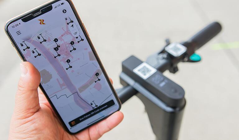 Via App können Nutzer den nächstgelegenen Roller ausfindig machen.