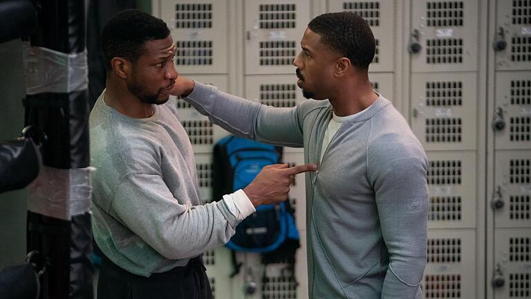 Creed III: Rocky's Legacy       -  Im Film zwei alte Freunde: Damian &bdquo;Dame&rdquo; Anderson (Jonathan Majors, l.) und Adonis &bdquo;Donnie&rdquo; Creed (Michael B. Jordan, r.)