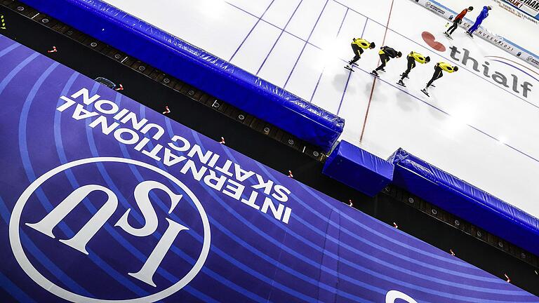 Das Logo des Eislauf-Weltverbandes Isu - Die Internationale Eislaufunion Isu lässt russische und belarussische Athletinnen und Athleten für bestimmte Wettkämpfe wieder zu. Das Logo des Eislauf-Weltverbandes Isu - Die Internationale Eislaufunion Isu lässt russische und belarussische Athletinnen und Athleten für bestimmte Wettkämpfe wieder zu.