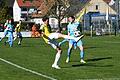 Jan Fuchs vom FV Egenhausen (am Ball, hier gegen Volkachs Tim Middendorf) wird mit seiner Mannschaft aller Voraussicht nach die Klasse halten.