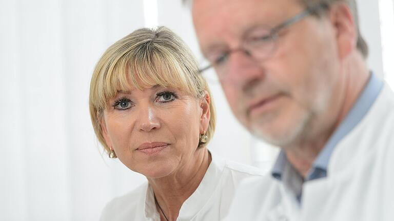 Die Infektiologin Dr. Susanne Wiebecke (Archivbild aus dem Jahr 2017) hat an der Würzburger Uniklinik bislang etwa 70 Covid-19-Kranke behandelt.&nbsp;