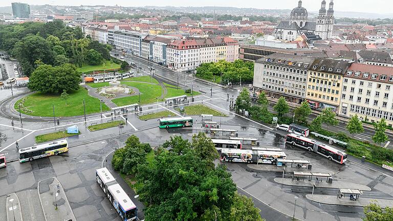 Geld für die Planung einer Neugestaltung des Busbahnhofs ist der SPD wichtig. Geld für die Planung einer Neugestaltung des Busbahnhofs ist der SPD wichtig.