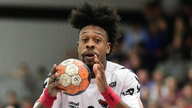 Gary Hines (im Bild) spielt nach zehn Jahren beim HSC Bad Neustadt nun für den HSV Solingen-Gräfrath Handball.