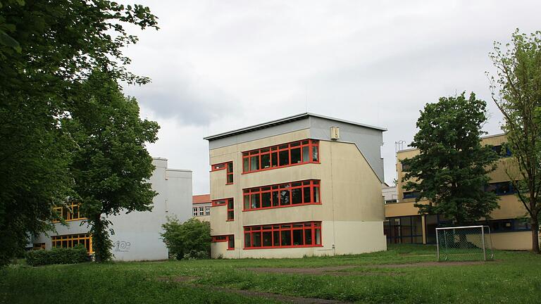 Die Mittelschule am Lülsfelder Weg in Gerolzhofen.