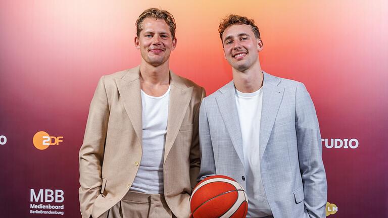 Moritz Wagner (l) und Franz Wagner - Franz Wagner (r) gibt Einblick in die Verletzungssituation bei ihm und seinem Bruder Moritz. Moritz Wagner (l) und Franz Wagner - Franz Wagner (r) gibt Einblick in die Verletzungssituation bei ihm und seinem Bruder Moritz.
