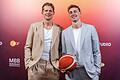 Moritz Wagner (l) und Franz Wagner       -  Franz Wagner (r) gibt Einblick in die Verletzungssituation bei ihm und seinem Bruder Moritz.