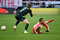 Bayern München - Werder Bremen.jpeg       -  Die Bayern hatten am Sonntag gegen Werder Bremen das Nachsehen - so wie hier Leroy Sané (rechts) gegen den Bremer Matchwinner Mitchell Weiser.