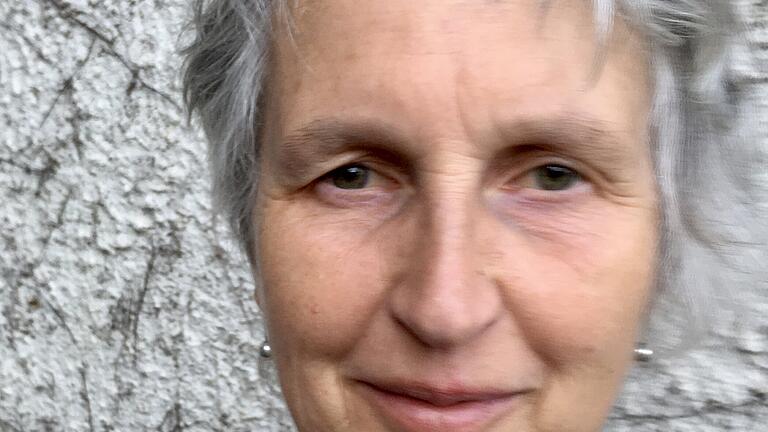 Die „Psychologische Beratung bei Ehe-, Partnerschafts-, Familien- und Lebensfragen“ erteilt unter anderem Irmgard Pees.