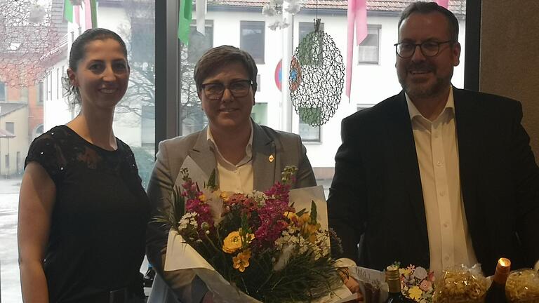 Im Bild: Vanessa Eckert, Birgit Erb und Martin Mandewirth. Im Bild: Vanessa Eckert, Birgit Erb und Martin Mandewirth.