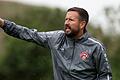 Trainer Markus Zschiesche soll die Würzburger Kickers in der kommenden Saison zur Meisterschaft in der Regionalliga Bayern und zum Aufstieg in die 3. Liga führen.
