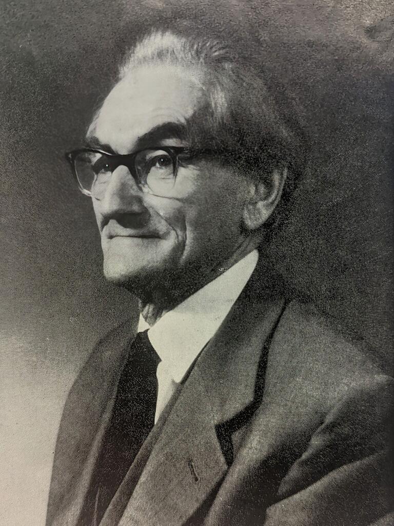 Karl Hoch. Karl Hoch.