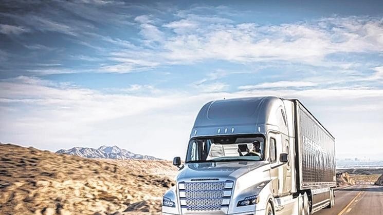 Weltpremiere: Lkw-Weltmarktführer Daimler prescht bei der Digitalisierung der Autowelt voran.