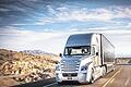 Weltpremiere: Lkw-Weltmarktführer Daimler prescht bei der Digitalisierung der Autowelt voran.