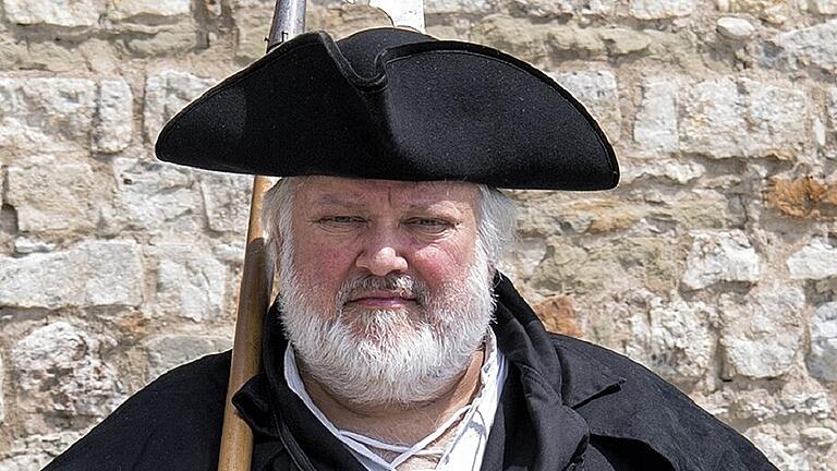Zweimal dreht der Nachtwächter im November seine bekannte Runde durch die Stadt.