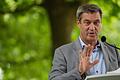 Will den Klimaschutz in Bayern vor allem durch den Ausbau von Strom aus Wind und Sonne voranbringen: Ministerpräsident Markus Söder (CSU) präsentiert seine neuen Klima-Pläne.