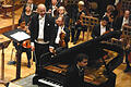 Anm Ende des Konzerts: Andrei Licaret und Gerd Schaller. Foto: Ahnert       -  Anm Ende des Konzerts: Andrei Licaret und Gerd Schaller. Foto: Ahnert