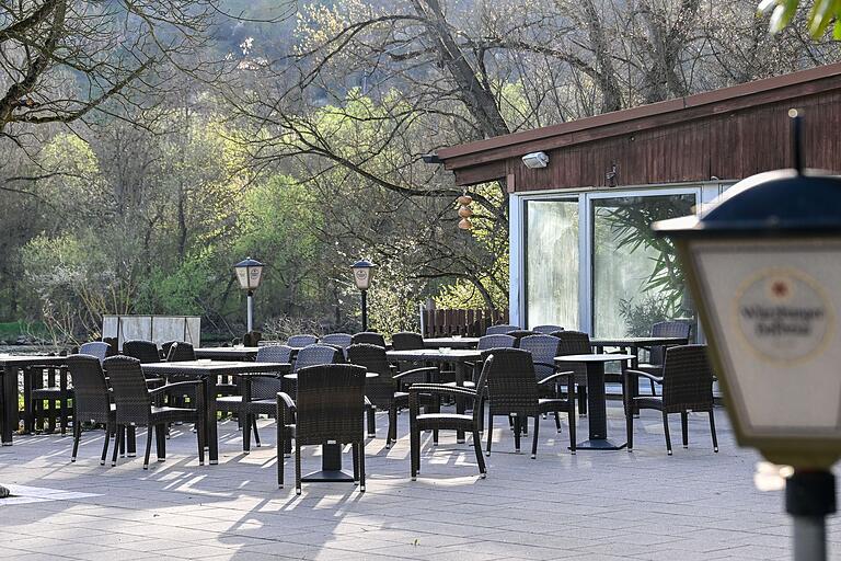 Der Landgasthof zur Mühle in Eibelstadt öffnet bei gutem Wetter seinen Außenbereich. Der Landgasthof zur Mühle in Eibelstadt öffnet bei gutem Wetter seinen Außenbereich.