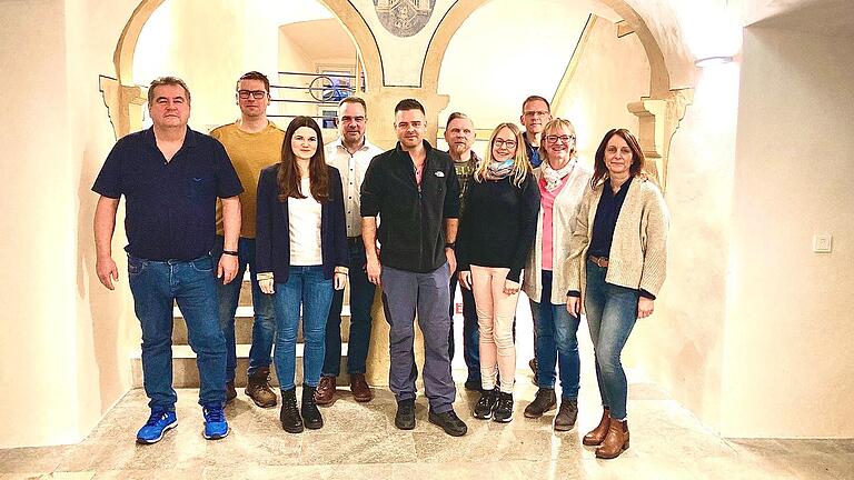 Der neue Vorstand von links: Walter Klug, Joachim Dietz, Tanja Trabert, Michael Schnupp, Marco Zirk, Dirk Faulstich, Christiane Görig, Markus Sturm, Annette Bott, Michaela Hennemann. Der neue Vorstand von links: Walter Klug, Joachim Dietz, Tanja Trabert, Michael Schnupp, Marco Zirk, Dirk Faulstich, Christiane Görig, Markus Sturm, Annette Bott, Michaela Hennemann.