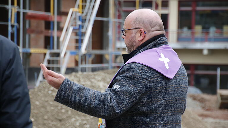 Pfarrer Gerd Greier - Pfarrer Gerd Greier Pfarrer Gerd Greier - Pfarrer Gerd Greier