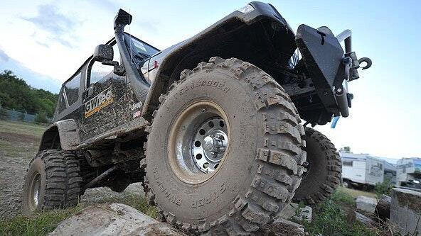 Heiße Gelände-Flitzer gibt's bei der jährlichen Offroad-Messe in Bad Kissingen zu bestaunen.