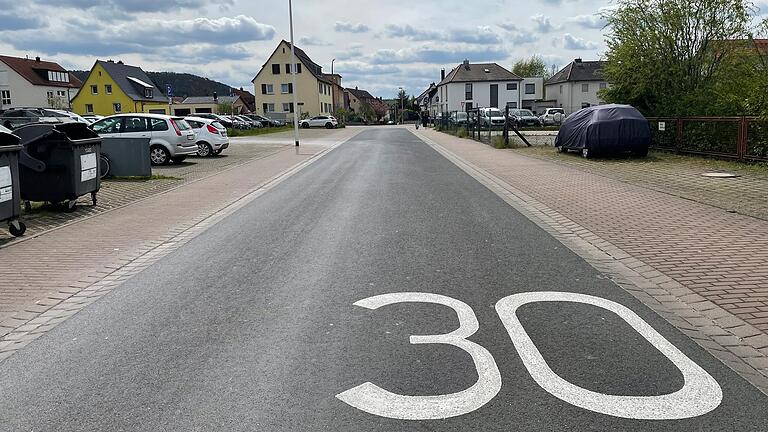 Die Friedensstraße in Marktheidenfeld könnte zur Fahrradstraße werden. Das schlägt das Radwegekonzept vor.