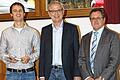 Abschied und Anfang: (Von links) Nachfolger Dr. Benjamin Schlitz, Dr. Klaus Reimer Klaus und Bürgermeister Heribert Endres.