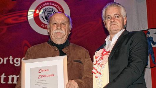 Mit dem Titel eines Ehrenmitgliedes wurde Hans-Georg Häfner (links) ausgezeichnet; rechts Fußballabteilungsleiter Frank Eigl. Mit dem Titel eines Ehrenmitgliedes wurde Hans-Georg Häfner (links) ausgezeichnet; rechts Fußballabteilungsleiter Frank Eigl.