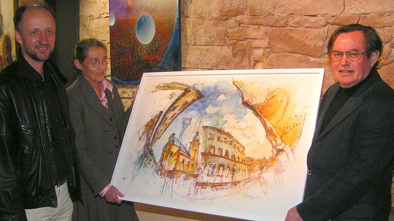 Gemeinsame Leidenschaft für Kunst: Ursula und Horst Bröstler hier bei der Übergabe des Preisgelds für den Publikumwettbewerb des Kunstpreises 2008 der Stadt an den Aschaffenburger Künstler Bernd Liebisch (links) für sein Aquarell „Rund geblickt … vor dem alten Rathaus in Marktheidenfeld“. Gemeinsame Leidenschaft für Kunst: Ursula und Horst Bröstler hier bei der Übergabe des Preisgelds für den Publikumwettbewerb des Kunstpreises 2008 der Stadt an den Aschaffenburger Künstler Bernd Liebisch (links) für sein Aquarell „Rund geblickt … vor dem alten Rathaus in Marktheidenfeld“.