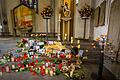 Der Gedenkort für die toten Jugendlichen in der Arnsteiner Wallfahrtskirche Maria Sondheim Anfang Februar.