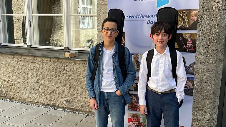 Die erfolgreichen Teilnehmer der Sing- und Musikschule Würzburg am Landeswettbewerb 'Jugend musiziert'. Die erfolgreichen Teilnehmer der Sing- und Musikschule Würzburg am Landeswettbewerb 'Jugend musiziert'.
