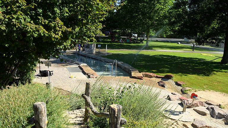 Das Kneipp-Becken im Dürrbachpark in Güntersleben (Archivfoto).