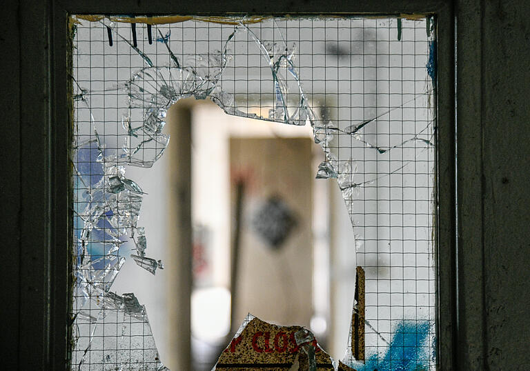 Vandalismus und Plünderei haben dem seit 2006 verlassenen Ort arg zugesetzt. Vandalismus und Plünderei haben dem seit 2006 verlassenen Ort arg zugesetzt.