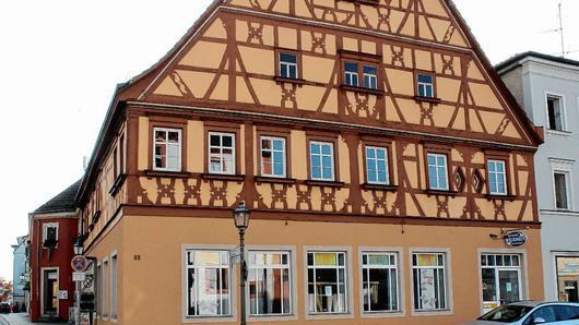 Das Gebäude in der Haßfurter Hauptstraße 35 wird künftig als Museum das Lebenswerk von Herman de Vries beheimaten.