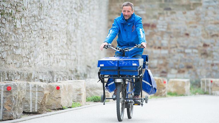 Herzpatient mit Herzenswunsch: 'Ich will wieder aufs Rad!' - Günther Müller hätte lange Zeit nicht geglaubt, dass er jemals so fit sein wird, um wieder Rad zu fahren. Herzpatient mit Herzenswunsch: 'Ich will wieder aufs Rad!' - Günther Müller hätte lange Zeit nicht geglaubt, dass er jemals so fit sein wird, um wieder Rad zu fahren.