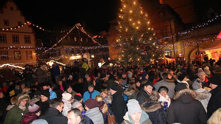 Viele Besucher hatte Volkach auch beim elften Winterzauber. Viele Besucher hatte Volkach auch beim elften Winterzauber.