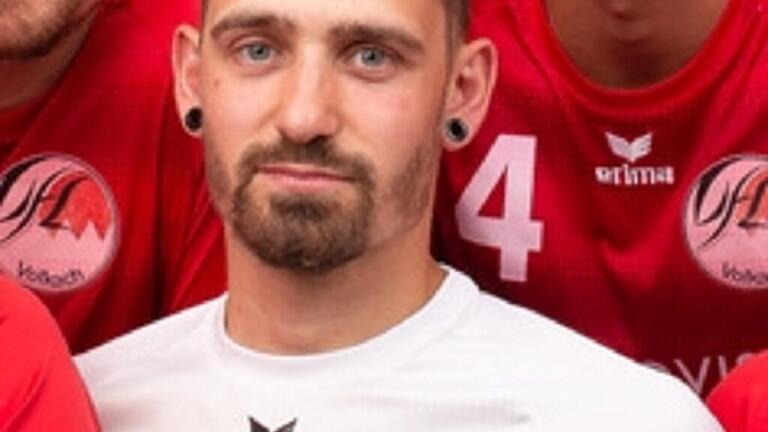 Ehemals Libero, jetzt Trainer und Zuspieler: Jonas Thaler