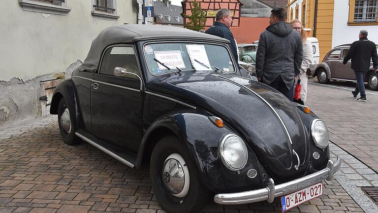 Mit der Wertvollste, da insgesamt nur 696 Exemplar gebaut wurden, ein Hebmüller-Cabrio